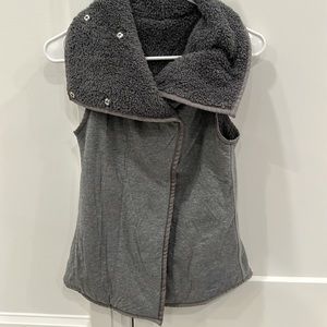 LULULEMON VEST